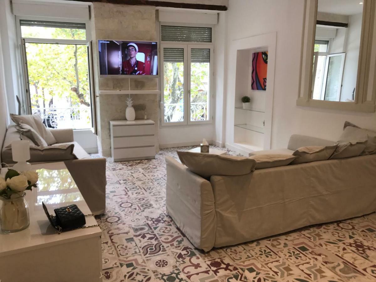Apartmán La Loge De L'Horloge - 1 Min Palais Des Papes - Ac Clim - Wifi - Hypercentre - Vue Sur Le Carrousel Avignon Exteriér fotografie